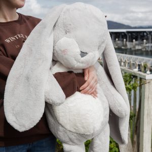 Grand 41 Floppy Nibble Bunny – Gray